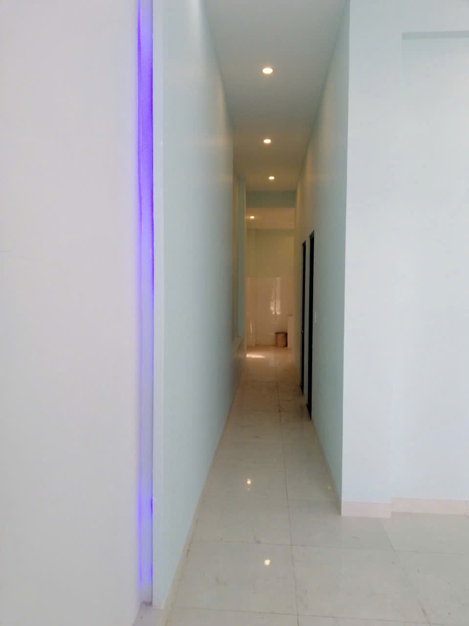 Bán nhà SR, 5mx26m, đường oto, gần ngã tư Nguyễn Khuyến chỉ 1 tỷ 999 - Ảnh 3