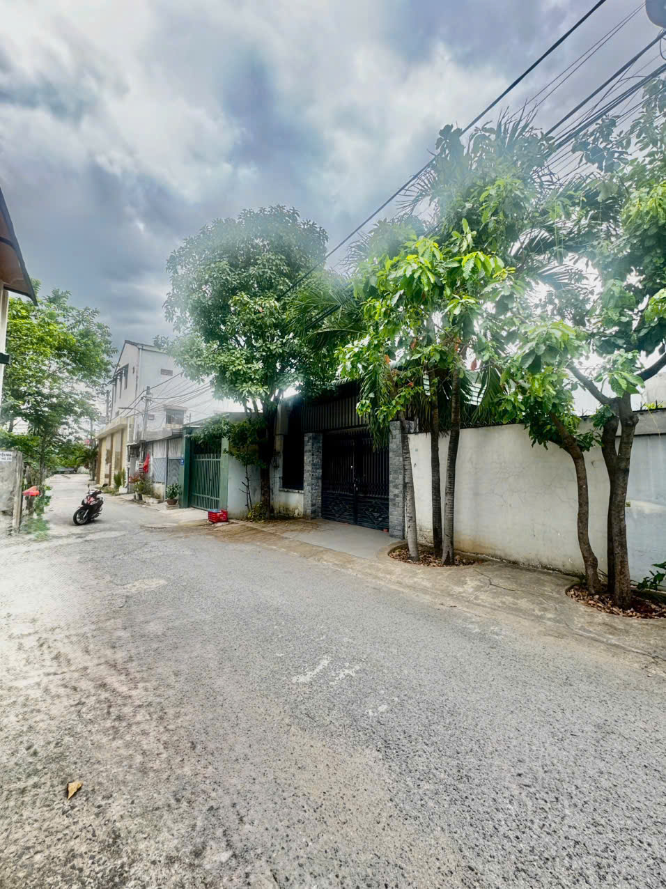 Bán nhà SR, 5mx26m, đường oto, gần ngã tư Nguyễn Khuyến chỉ 1 tỷ 999 - Ảnh 4