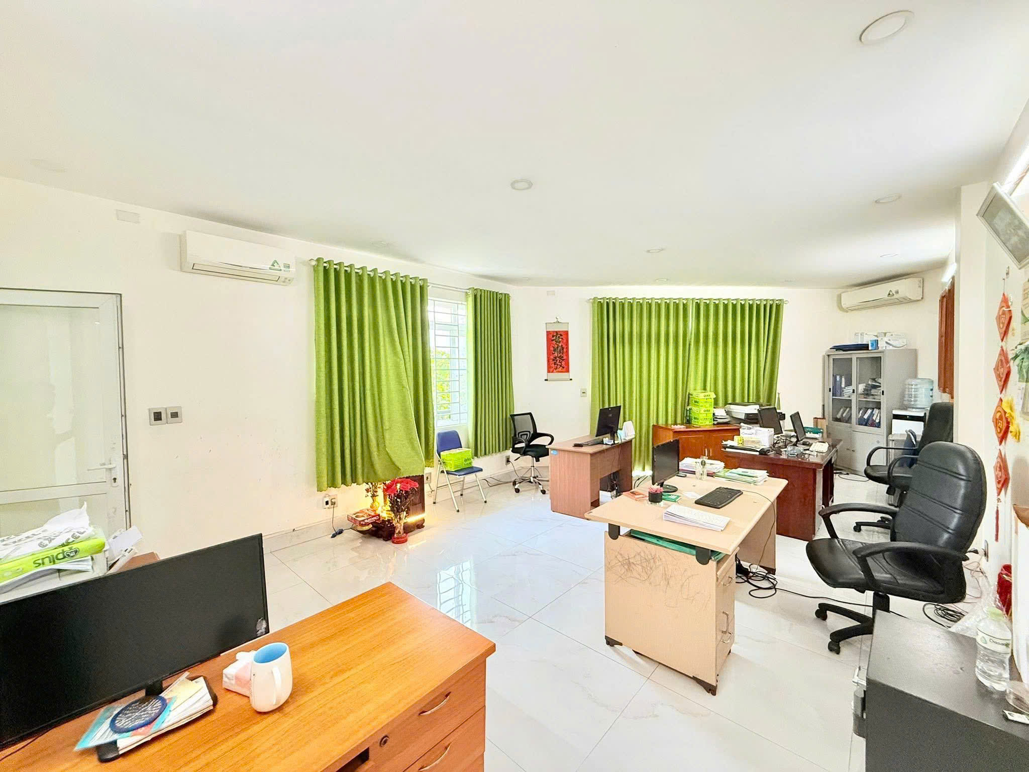 Bán nhà  lo góc 2 MT Hẻm Lý Thánh Tông - ngay Tô Hiệu,  5x18m, 5 Tầng,  8PN, 13,9 tỷ. - Ảnh 2