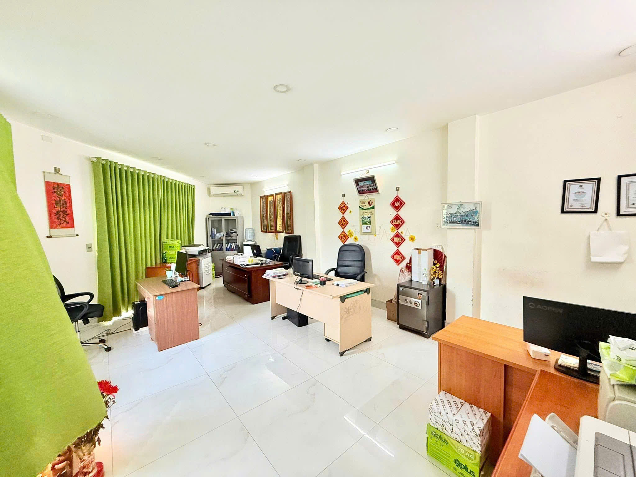 Bán nhà  lo góc 2 MT Hẻm Lý Thánh Tông - ngay Tô Hiệu,  5x18m, 5 Tầng,  8PN, 13,9 tỷ. - Ảnh 1