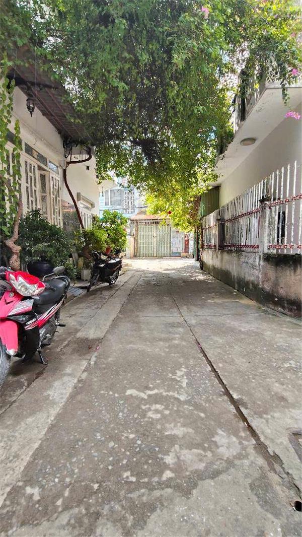 NHÀ ĐẸP BÌNH TÂN, LIÊN KHU 4 5, 56M2, Ô TÔ NGỦ TRONG NHÀ, NHỈNH 3 TỶ - Ảnh 2