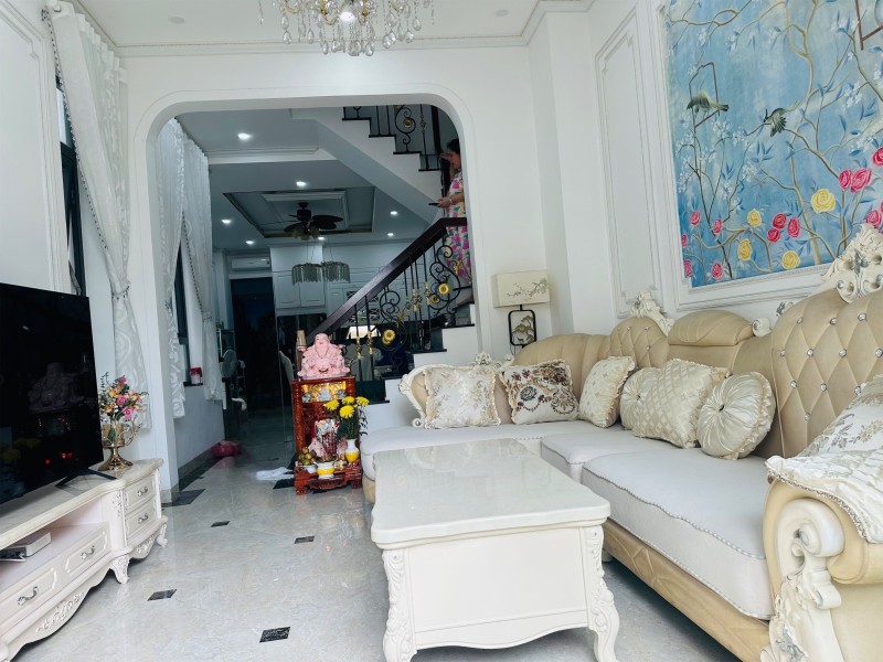 NHÀ 3 TẦNG FULL NỘI THẤT – TRUNG TÂM HIỆP THÀNH - Ảnh 1