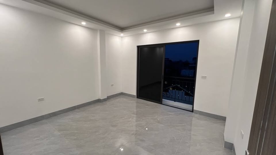 🚨 CHỈ 1 CĂN DUY NHẤT – LÔ GÓC – ĐỐI DIỆN ĐẠI HỌC THÀNH ĐÔ – 5 TẦNG CHỈ 4,4 TỶ‼️ - Ảnh 2