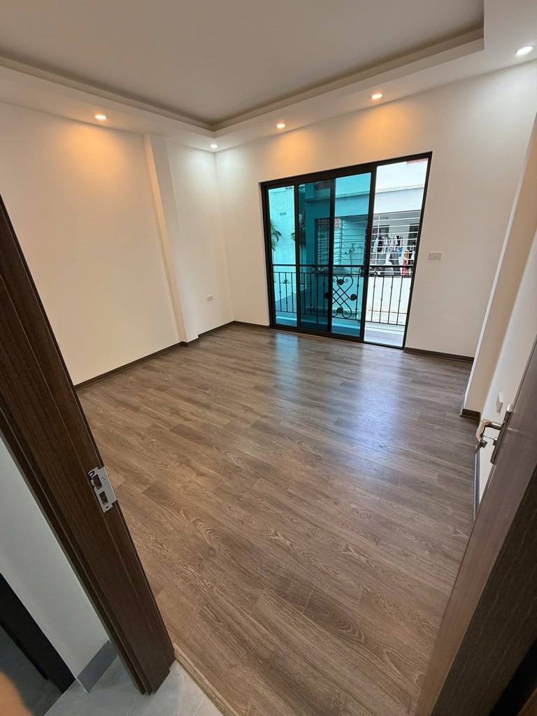 TRUNG TÂM NAM TỪ LIÊM- THANG MÁY XỊN XÒ- 55M X 5 TẦNG- 6 NGỦ- GIÁ NHỈNH 7 TỶ - Ảnh 1