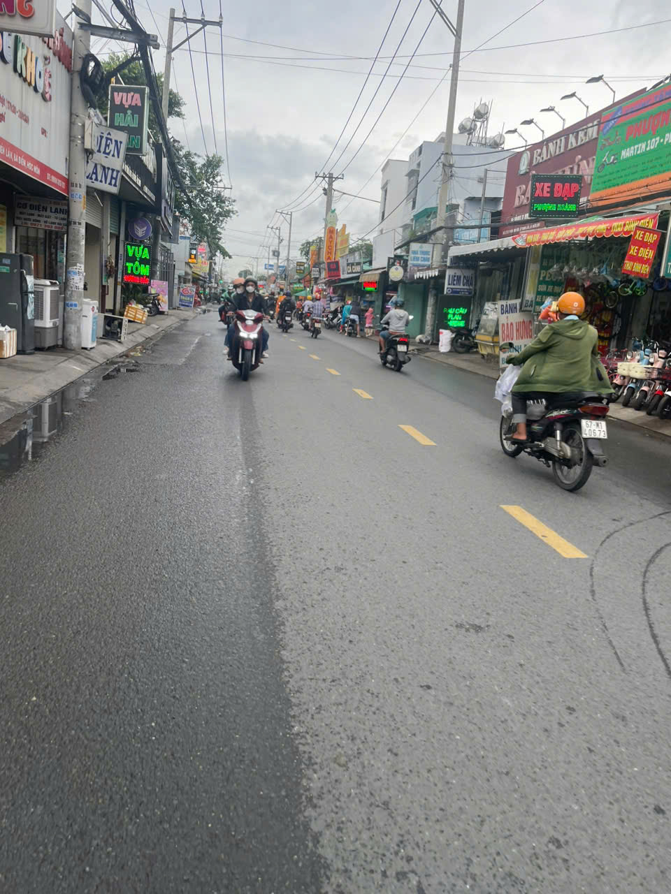 Bán nhà mặt tiền 8x40m giá 17 tỷ Đường Phan Văn Đối - Ảnh 1