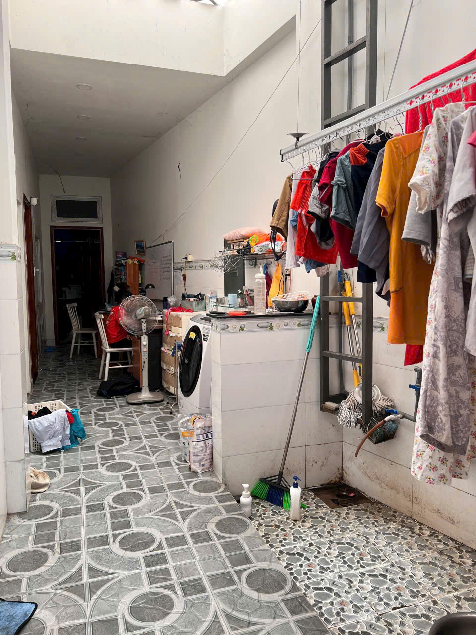 BÁN NHÀ CẤP 4 HXH HUỲNH THỊ HAI, TÂN CHÁNH HIỆP, Q.12 NHĨNH NHẸ 4T - Ảnh 3
