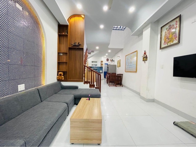 ► Nhà 30m ra MT Thi Sách, Ô tô Đậu vài bước, 60m2, 3 tầng mới xây 2 năm, cực chắc, an toàn, 4.x tỷ - Ảnh 1