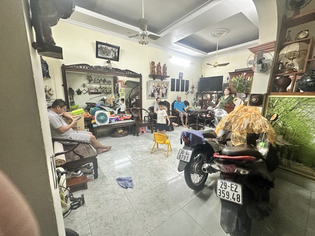 553 Giải Phóng, Vi trí VIP gần mặt đường lớn, tặng nội thất, sổ vuông A4 - Ảnh 1