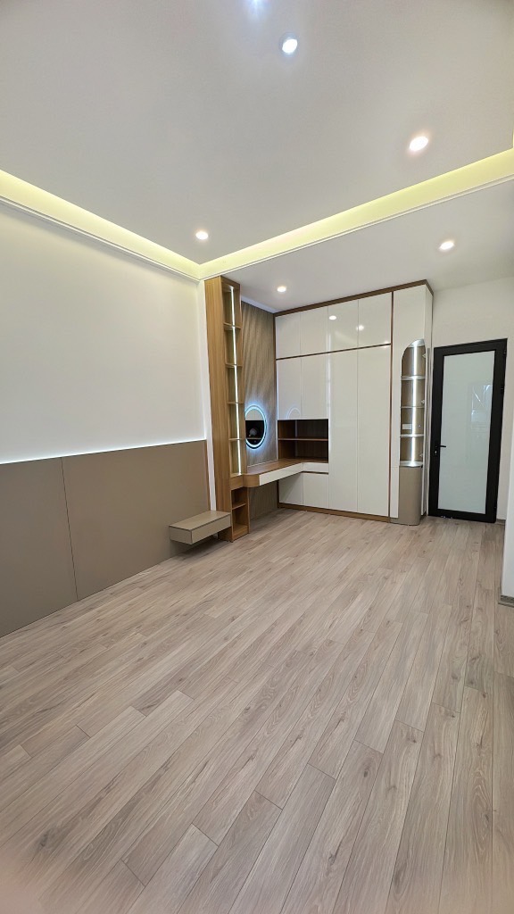 siêu phẩm Thịnh Hào 3, 4 tầng 4 ngủ, 2 thoáng, ngõ vàng, cục hiếm - Ảnh 3
