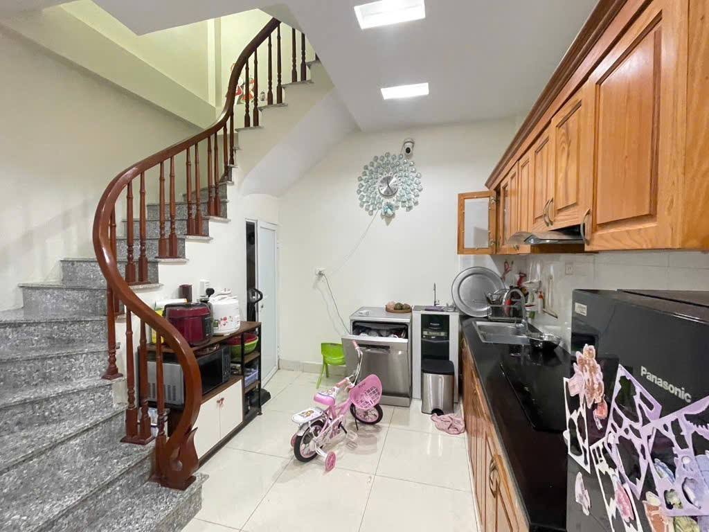 NHÀ TỔ 3 ĐA SỸ - NGÕ NÔNG RỘNG THOÁNG - GẦN Ô TÔ - DT 31M 4 TẦNG 3 NGỦ ĐỦ CÔNG NĂNG - Ảnh 3