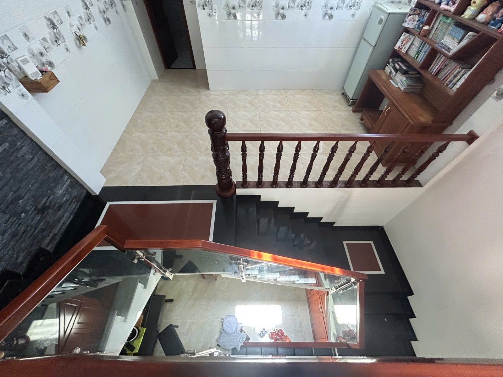 NHÀ ĐẸP SIÊU KIÊN CỐ SÁT BIỂN KỀ SÔNG 92.8 m2 giá 6,2 tỷ - Ảnh 2