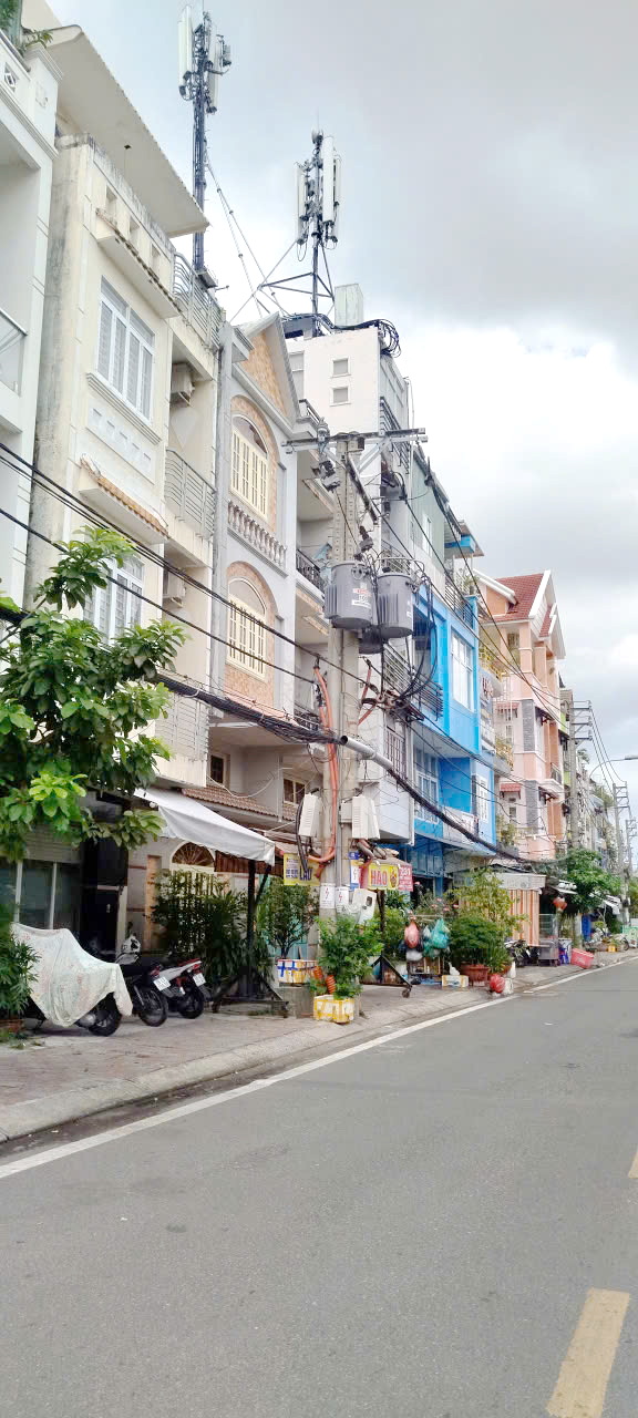 Nhà 4 tầng Mặt tiền Ba Đình P8 Q8, Giá 6.8 tỷ - Ảnh 2