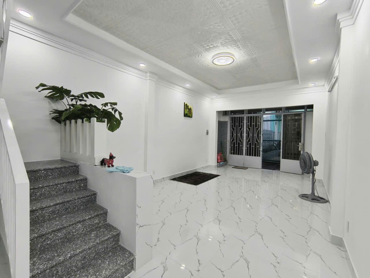 🌷NHÀ ĐẸP NGUYỄN KIỆM GV - GIÁP BV 175 & PHẠM VĂN ĐỒNG - 5 PHÚT RA SÂN BAY TSN - 54M² - 2 TẦNG NHỈNH 5 TỶ - Ảnh 3