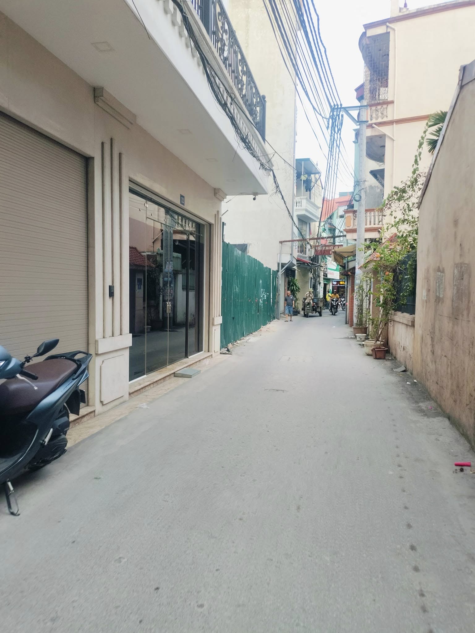 HIẾM  BÁN GẤP – ĐẤT VÀNG TRẦN PHÚ, VĂN QUÁN – MẶT TIỀN KHỦNG 6M.<br> SỔ VUÔNG NHƯ TỜ A4 – NGÕ THÔNG - Ảnh 3