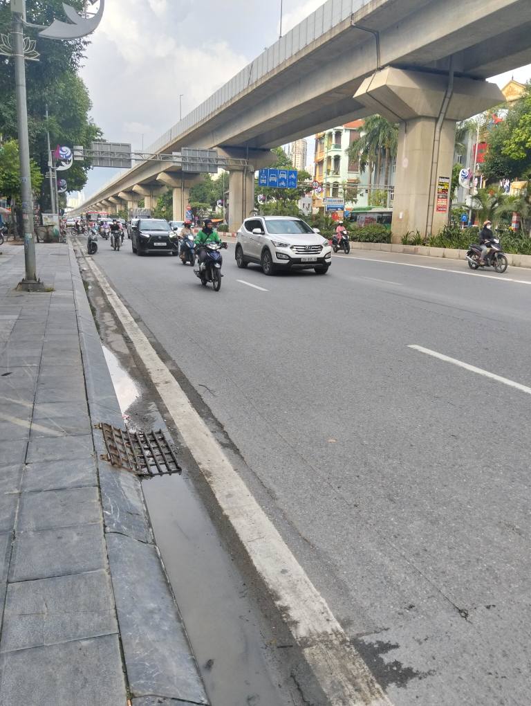 CHÍNH CHỦ BÁN NHÀ QUANG TRUNG HÀ ĐÔNG ,MẶT PHỐ, 5 Ô TÔ TRÁNH , KINH DOANH VIP, VỈA HÈ ĐÁ BÓNG . NỞ - Ảnh 1