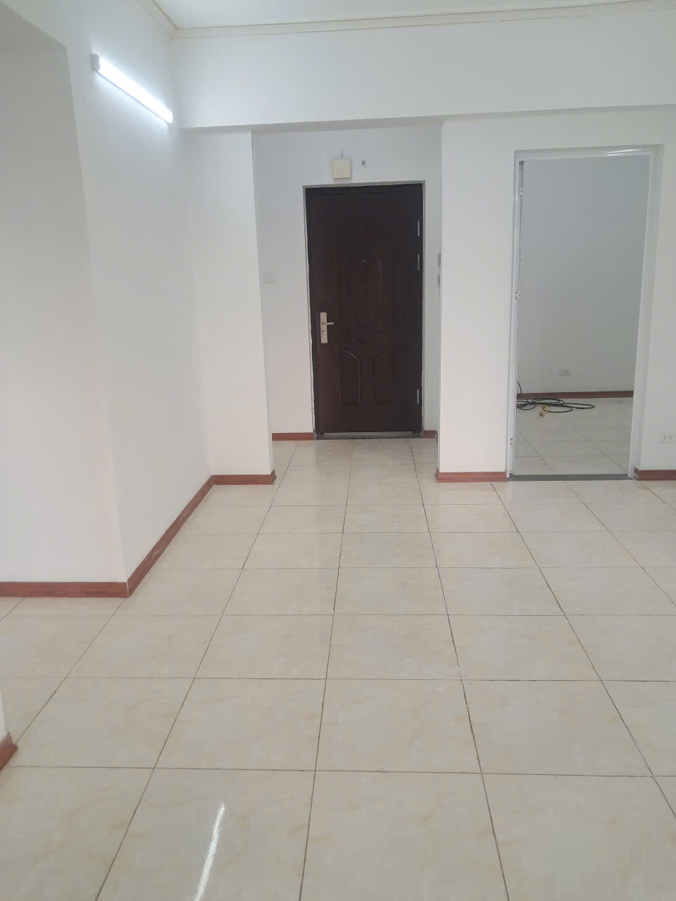 Cần bán căn hộ 3 ngủ chung cư LILAMA đường Lĩnh Nam - Ảnh 1