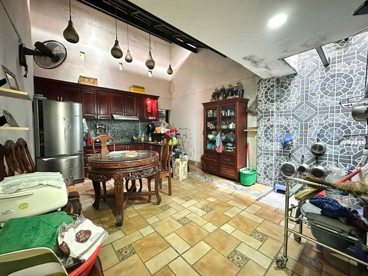 BÁN GẤP NHÀ NÁT - GẦN HUTECH - KHU CAO TẦNG - 60M2 - 5 X12M - CHỈ 6.X - Ảnh 2