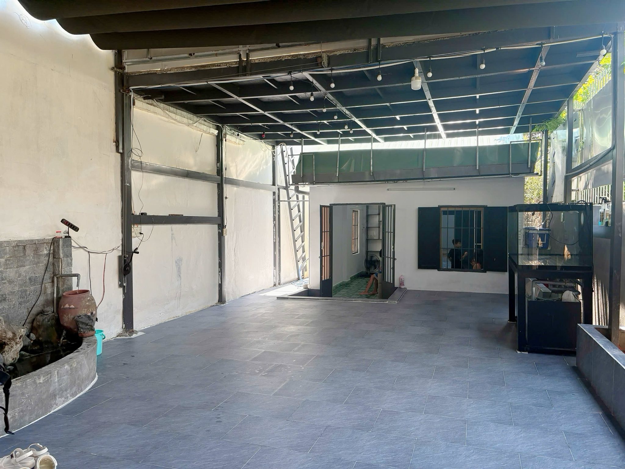 Cho thuê nhà nguyên căn 2pn hẻm Đồng Nai rộng 140m2 giả rẻ 6tr5/tháng - Ảnh chính