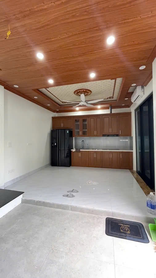 NHÀ MỚI FULL NỘI THẤT Phố Hoa Lâm 31m2 X 5 Tầng mặt tiền 6.9m, 6.5 tỷ Long Biên. - Ảnh 1