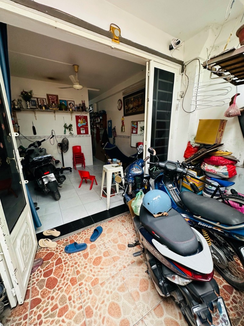 🏠 GẤP! NHÀ 2 TẦNG BÌNH THẠNH, 41M² SỔ VUÔNG ĐẸP, SÁT MẶT TIỀN, CHỈ 5 TỶ 🍀 - Ảnh 1