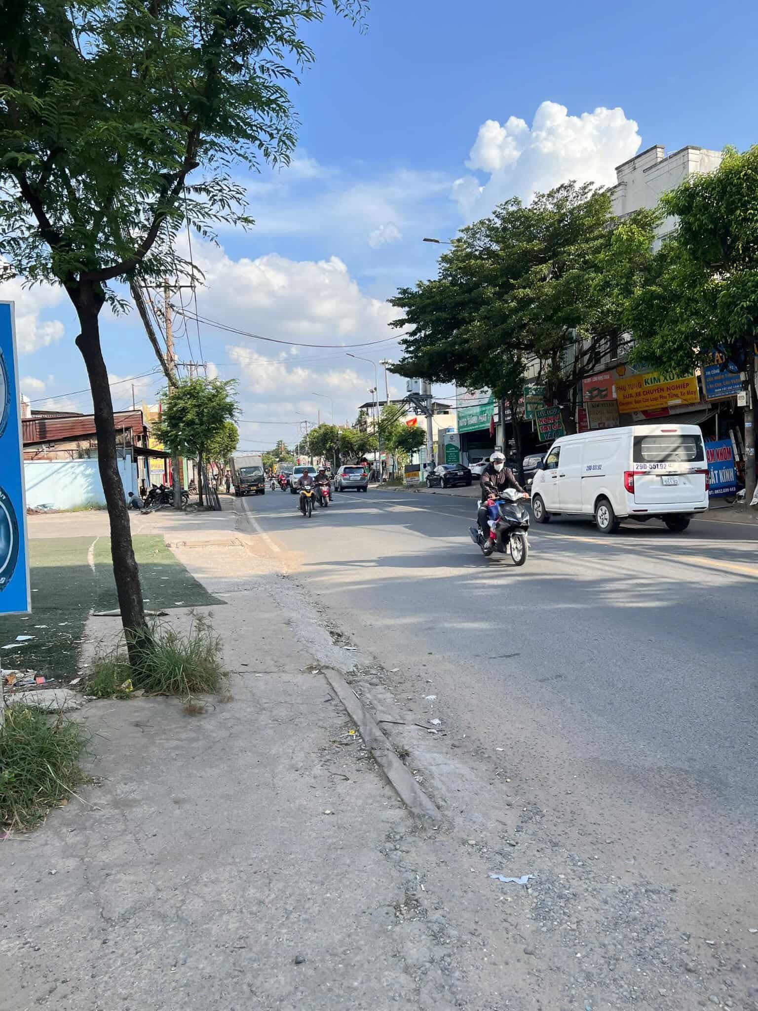 Bán nhà mặt tiền 13x77m giá 60 tỷ Đường Lê Văn Khương - Ảnh chính