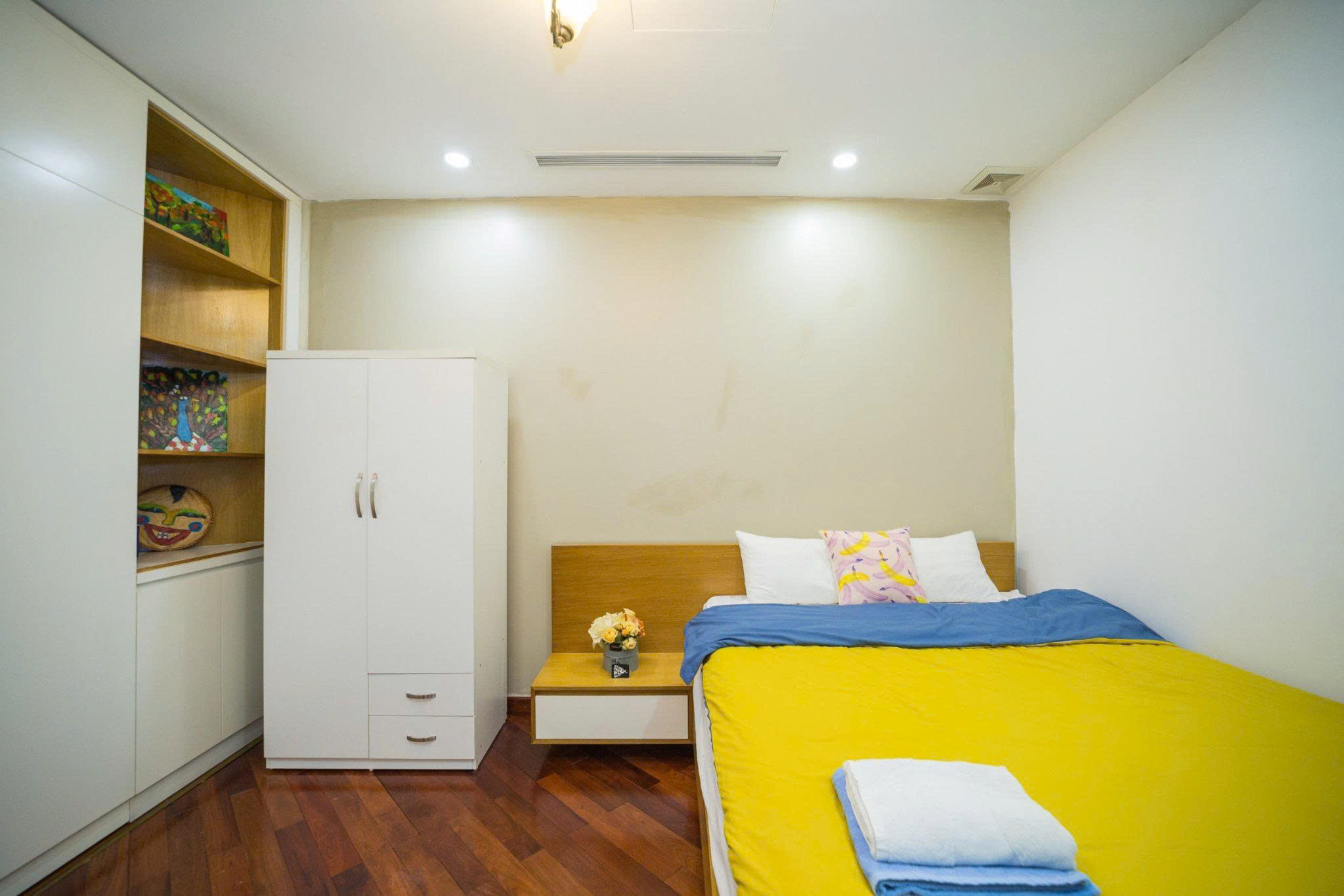 Căn to giá rẻ tại ROYAL CITY giá đẹp nhà tầng cao . - Ảnh 3