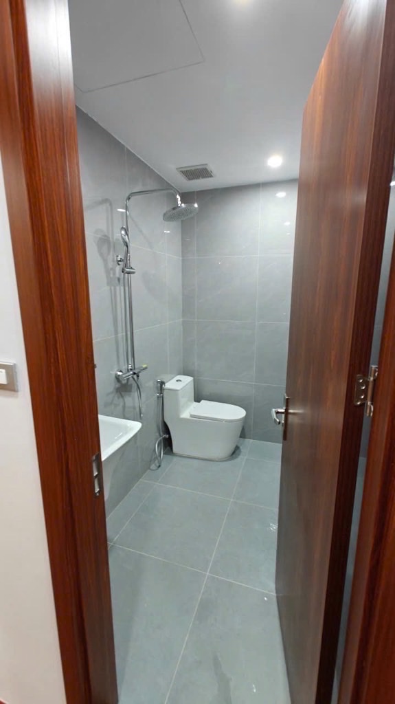 KDT TRUNG YÊN-DT 90M-3 NGỦ-LÔ GÓC-3 BAN CÔNG-FULL NỘI THẤT GIÁ CHỈ 7 TỶ 500 - Ảnh 3