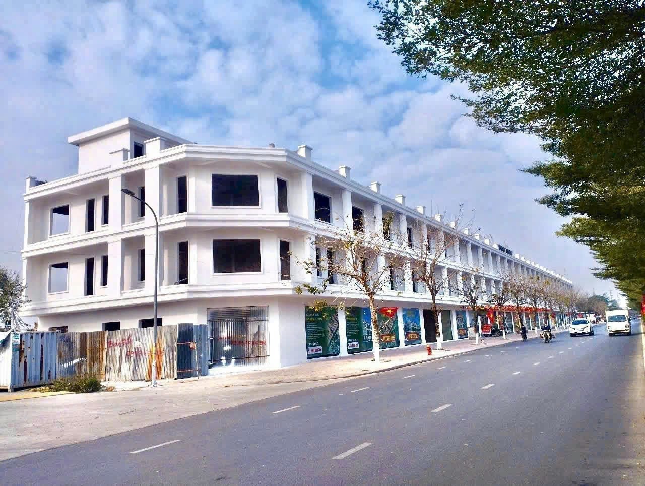 CĂN HỘ ĐẸP + GIÁ TỐT Bán căn Shophouse KĐT Phù Khê giá ngoại giao gần Vin Liên Hà - Ảnh 2