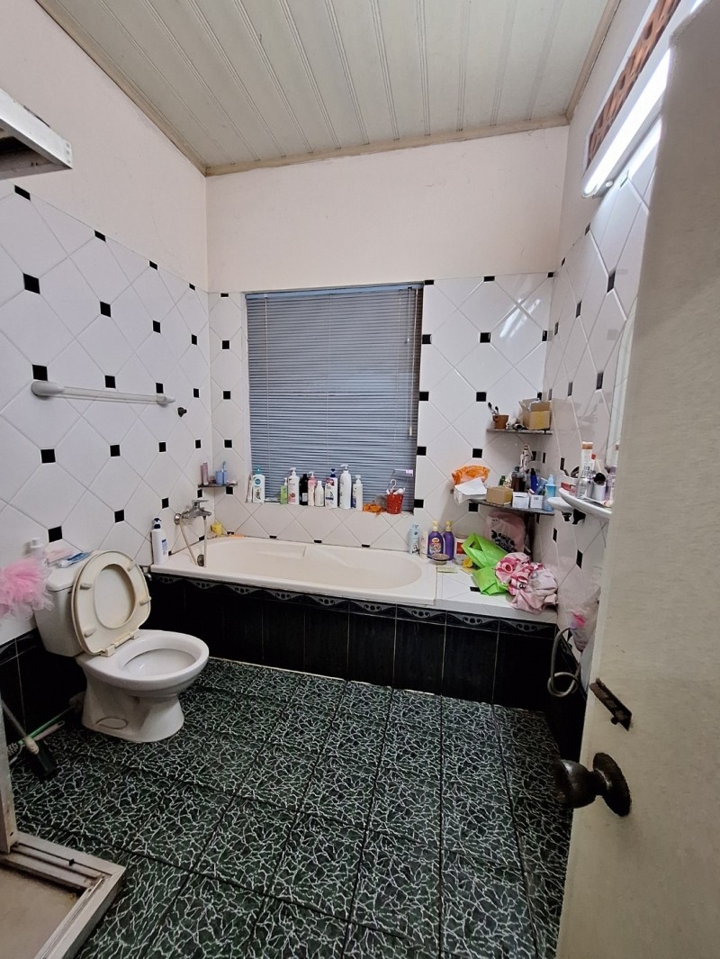 Bán nhà ngõ Trần Quang Khải, Hiệp Phú, Q.9, 160m2, 3 tầng, 3PN, SH, 11.35  tỷ. - Ảnh 4