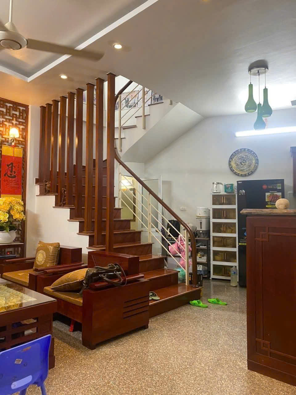 Bán nhà  Võ Chí Công 33/40m, 5 tầng, giá 6.7 TỶ- NHÀ ĐẸP Ở NGAY - CÁCH  Ô TÔ 50M  - ĐI THẲNG RA PHỐ, - Ảnh chính