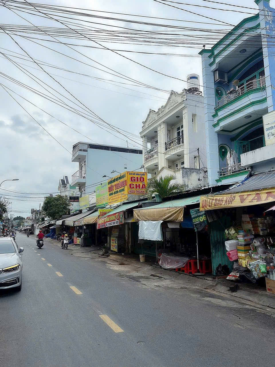 NHÀ ĐẸP 3 TẦNG – MĂT TIỀN CHỢ KINH DOANH HIỆP THÀNH QUẬN 12  9,8 TỶ - Ảnh 3