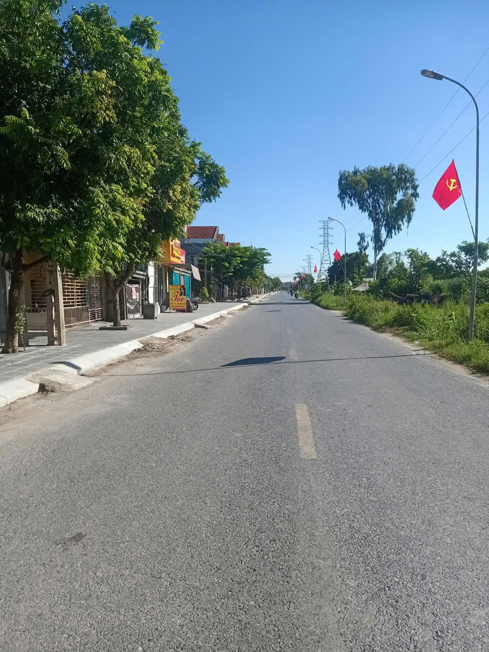 bán đất tặng nhà c4 ngay mặt đường tây sơn - tiền hải- mặt quốc lộ, kinh doanh - Ảnh 1