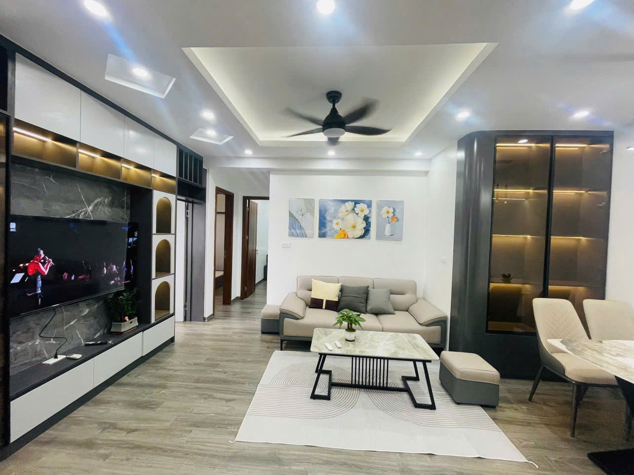 Bán căn hộ chung cư 3 ngủ, 67m2 tại Rice City Linh Đàm,sổ đỏ full nội thất giá chỉ 4.85 tỷ - Ảnh chính