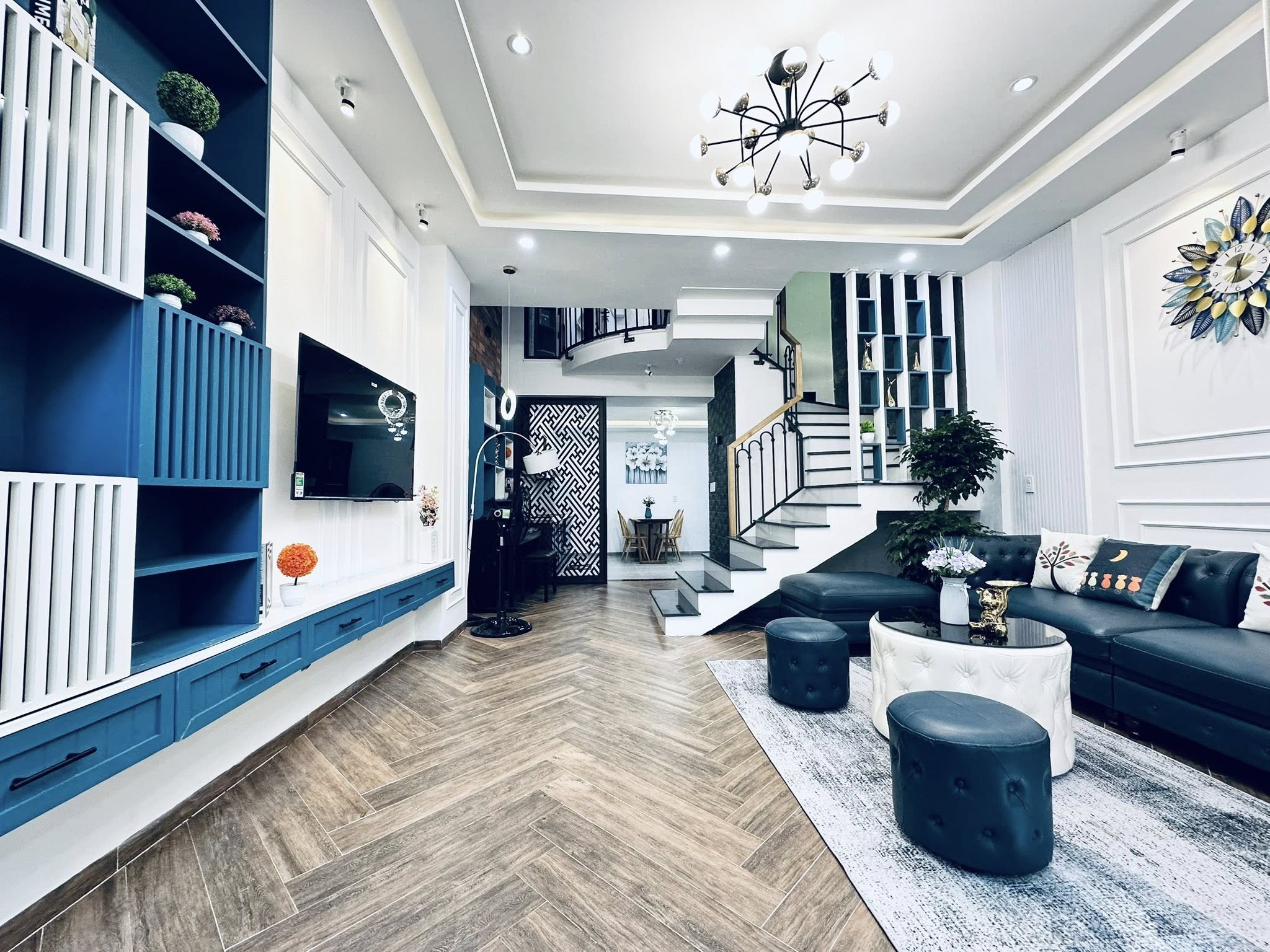 # Nhà kiệt 4m Hoàng Diệu, 50m2, 4 tầng cực xịn, 4.x tỷ - Ảnh 1