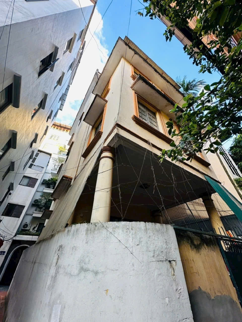 BÁN ĐẤT TẶNG NHÀ-Ô TÔ ĐỖ CỬA- VÀI BƯỚC RA HỒ TÂY LỘNG GIÓ - PHỐ TÂY ĐẲNG CẤP - Ảnh 1