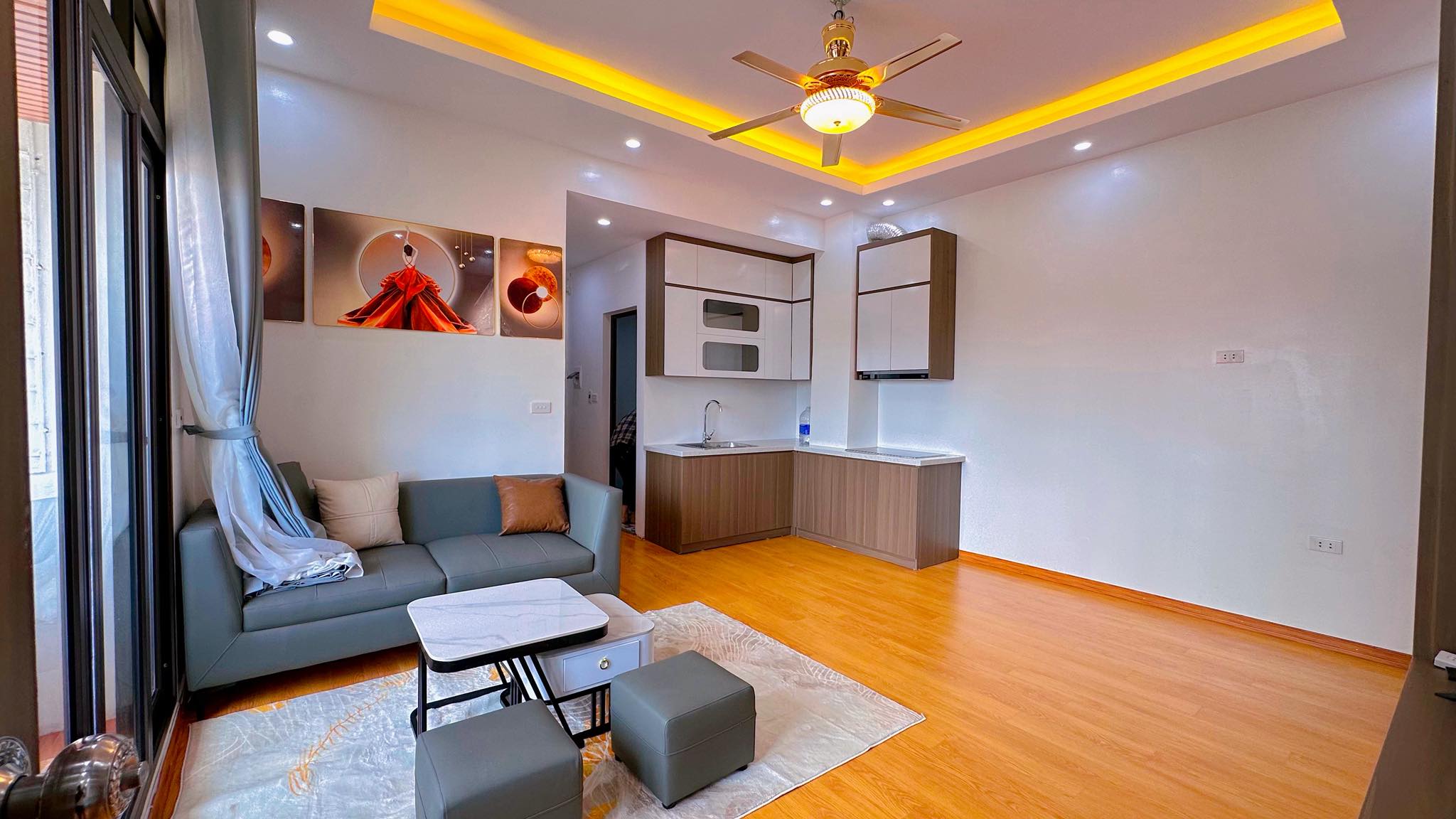 Bán nhà tập thể ĐH Sư Phạm, 100m2, 3 ngủ, đủ nội thất sẵn, giá 4,65 tỷ, sẵn sổ đỏ sang tên - Ảnh chính
