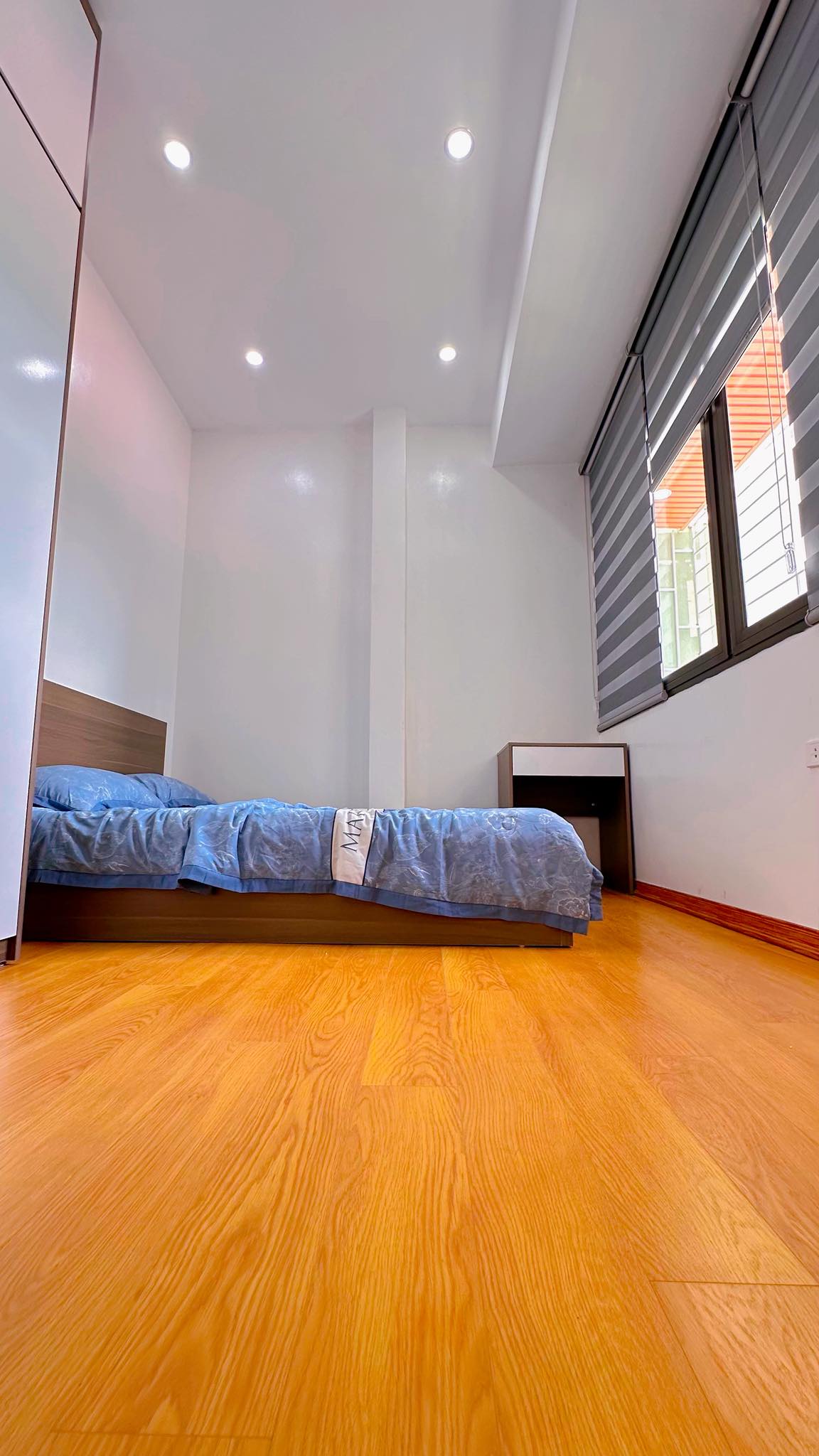 Bán nhà tập thể ĐH Sư Phạm, 100m2, 3 ngủ, đủ nội thất sẵn, giá 4,65 tỷ, sẵn sổ đỏ sang tên - Ảnh 4