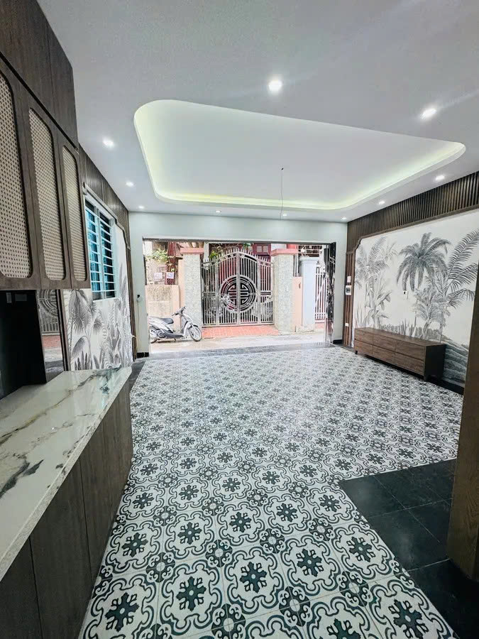 NHÀ ĐẸP MỚI Ô TÔ VÀO NHÀ Phố Trường Lâm 40m2 X 6 tầng,mặt tiền 5m, 9.2 tỷ Long Biên. - Ảnh 1