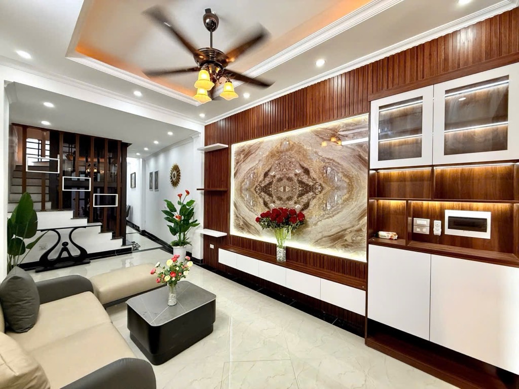 Bán Gấp nhà đẹp phố Kim Ngưu : NGÕ NÔNG - GẦN PHỐ  - FULL NỘI THẤT - Ảnh chính