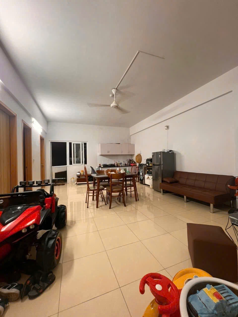 Chính chủ bán gấp căn hộ 77m2 ban công Đông Nam, chung cư Thanh - Ảnh 2