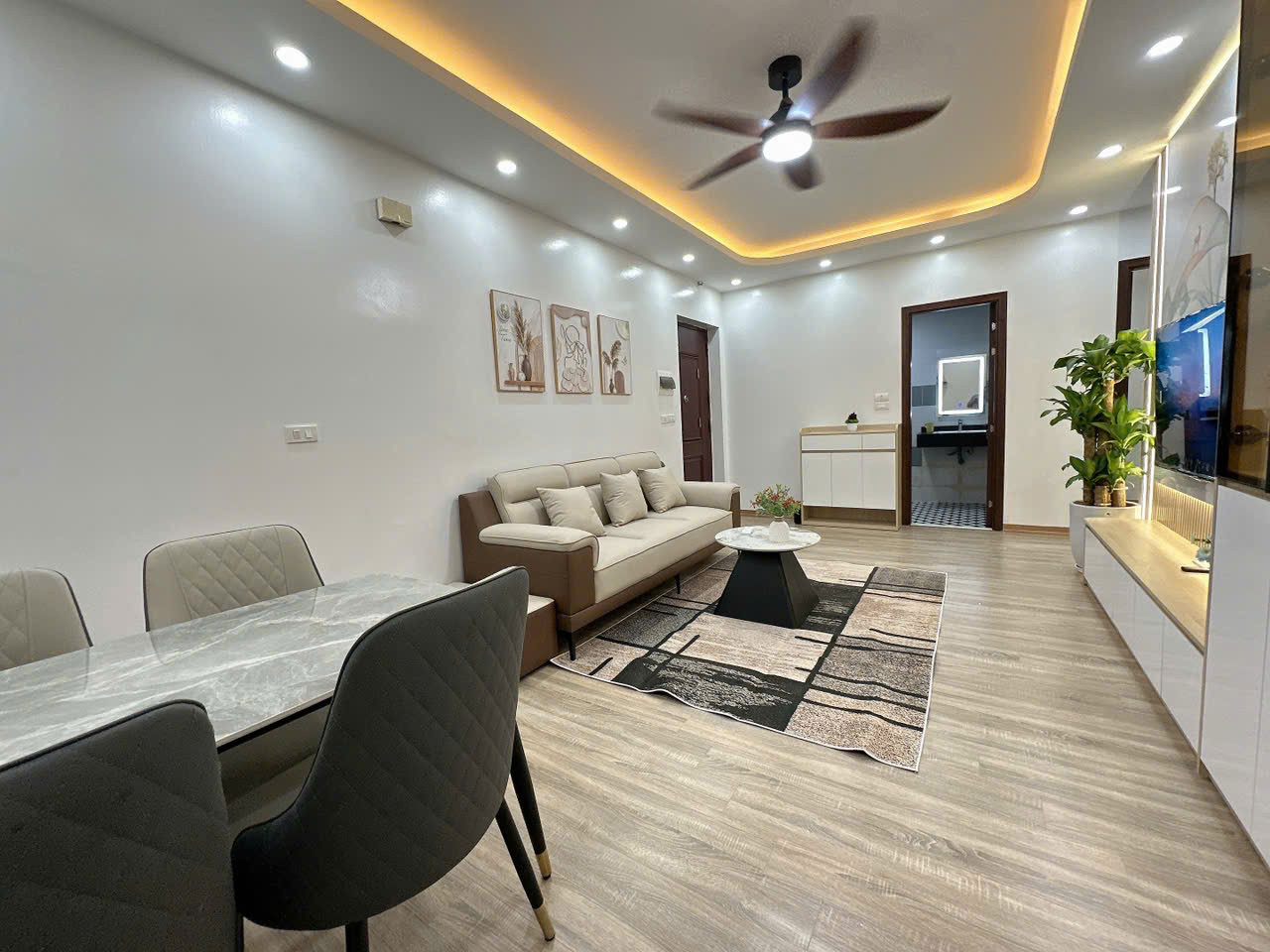 Bán căn hộ chung cư Rice City Linh Đàm 58m2, sổ đỏ, full nội thất mới, 4.2x tỷ - Ảnh 1