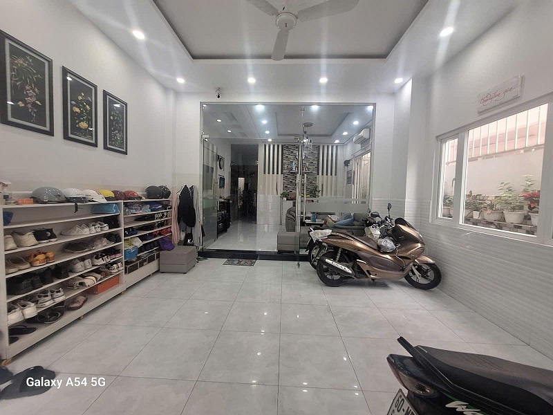 Bán nhà HXH quay đầu Cách Mạng Tháng 8, P15. Q10, 103m2, 5 tầng, ngang 6,1m - Ảnh chính
