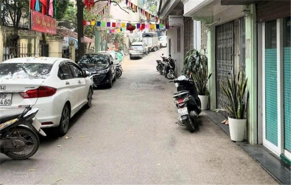 BÁN NHÀ Ngõ 472 Lạc Long Quân, Phường Nhật Tân, Tây Hồ - Hà Nội - Ảnh 4