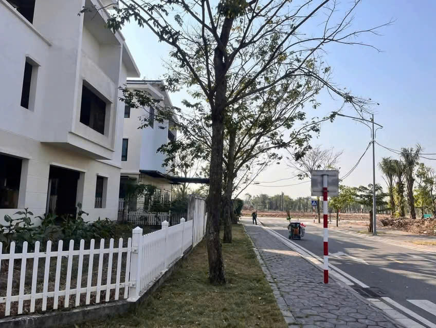 Cần bán lô góc 3 mặt tiền, thuộc khu đô thị bậc nhất Ecoriver Hải Dương. - Ảnh 1