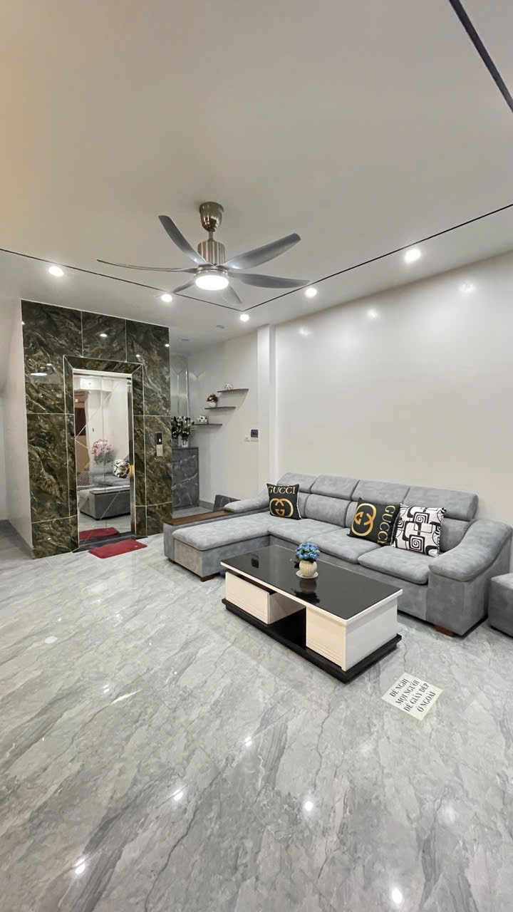 Bán Nhà Đàm Quang Trung 40m² × 6T × MT 4.8m – 9.2 Tỷ – Long Biên – Thang Máy<br>🌟 LÔ GÓC – NGÕ THÔNG - Ảnh 2