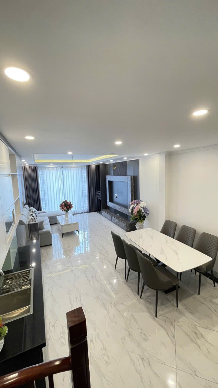 Bán Nhà Nguyễn Văn Linh 45m² × 6T × MT 4.1m – 10.8 Tỷ – Long Biên – Ô Tô – Kinh Doanh – Thang - Ảnh 2