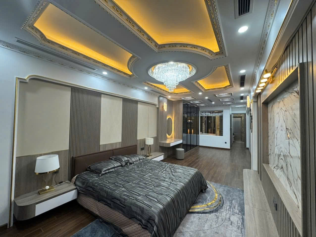 SIÊU PHẨM 8 TẦNG – FULL NỘI THẤT XỊN – GARA 2 Ô TÔ - Ảnh 1