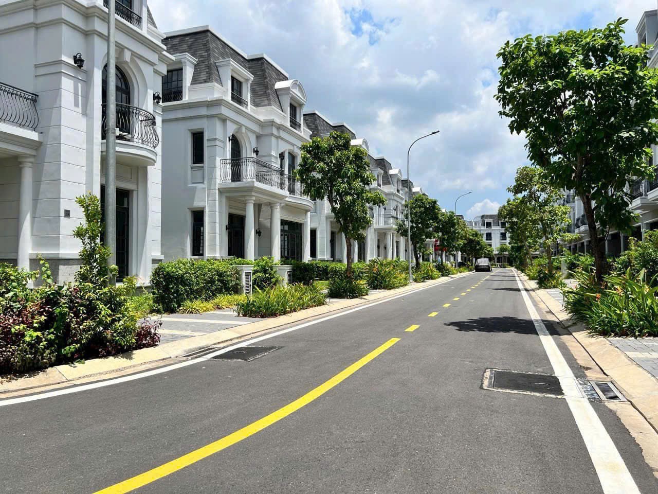 BÁN SUẤT BIỆT THỰ VƯỜN GÓC DIỆN TÍCH HƠN 300m2 TẠI HỒNG HẠC CITY - Ảnh 2