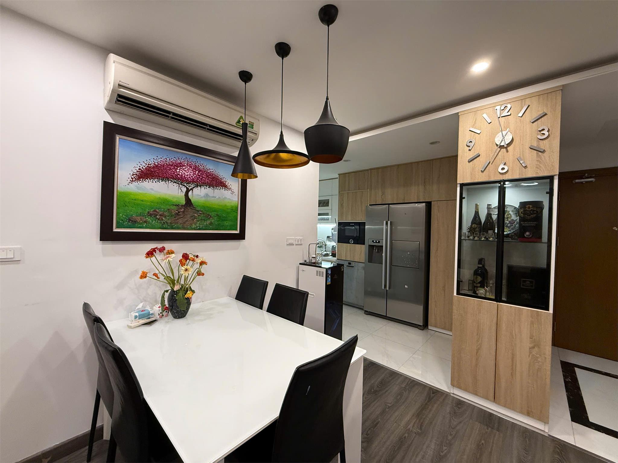 Tìm căn hộ 3PN đẹp, full nội thất, có sổ đỏ & slot ô tô?<br>Căn này tại Goldmark City chắc chắn sẽ - Ảnh 2