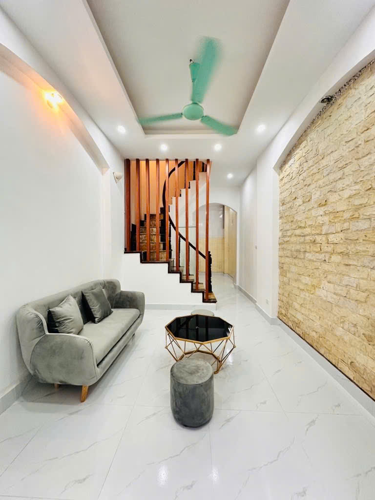 Nhà đẹp Lạc Long Quân - mới keeng - dân xây -full đồ - giá yêu thương 8 tỷ - Ảnh chính